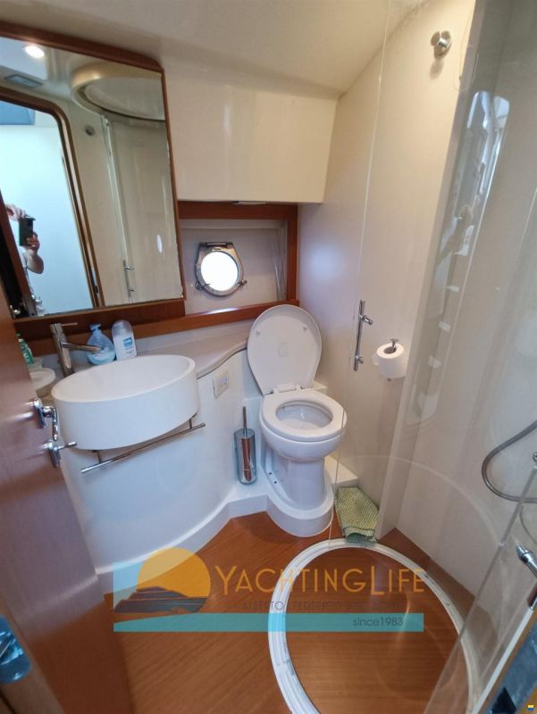 Ferretti 500