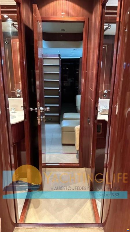 Overmarine Mangusta 72 Open