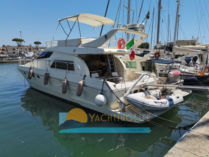 Ferretti 150