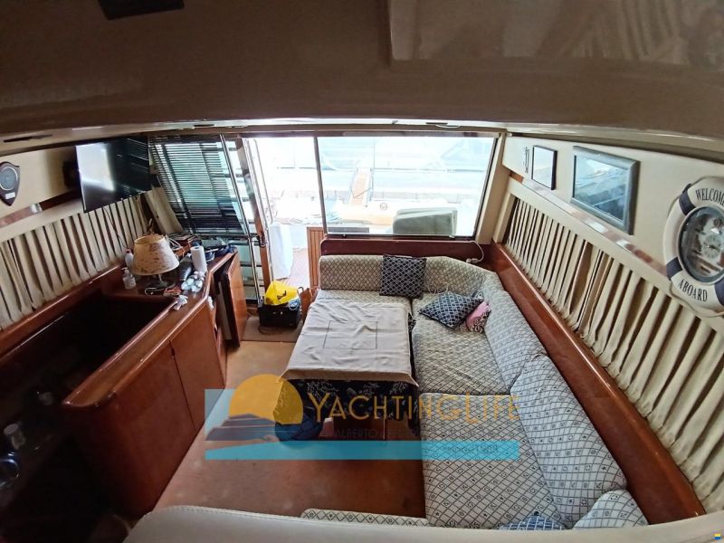 Ferretti 150