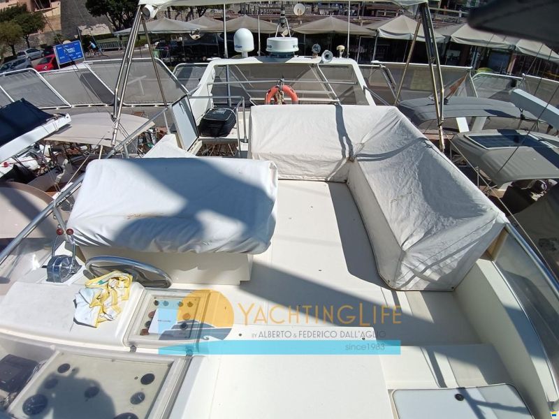 Ferretti 150