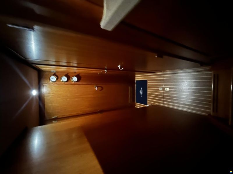 Linssen Grand Sturdy 40.9 AC