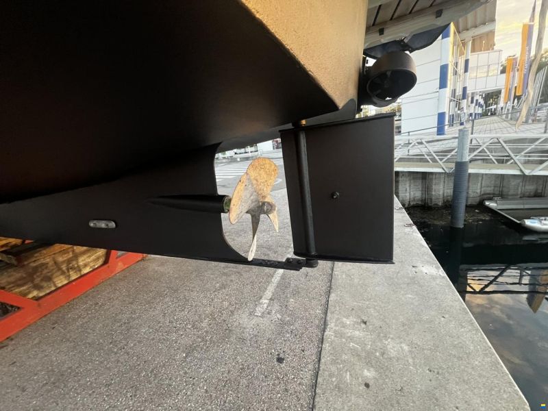 Linssen Grand Sturdy 40.9 AC