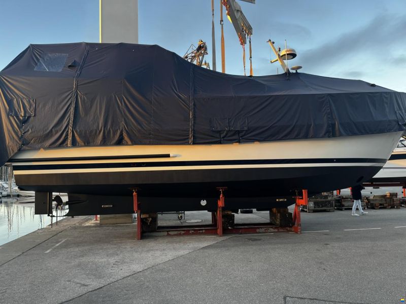 Linssen Grand Sturdy 40.9 AC