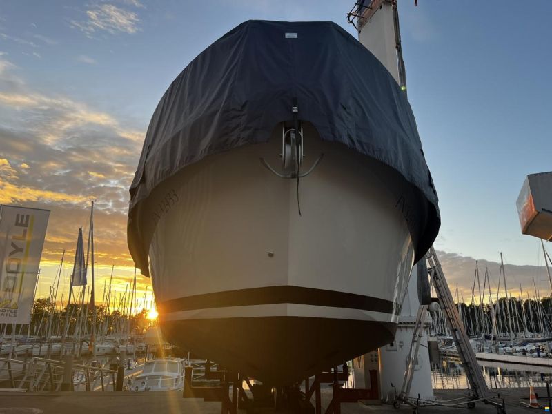 Linssen Grand Sturdy 40.9 AC