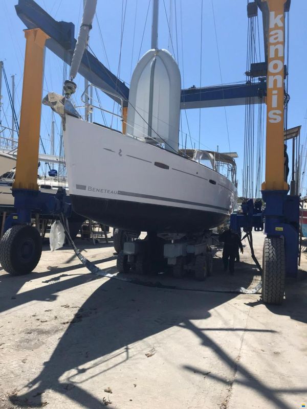 Beneteau Oceanis 40 owner version