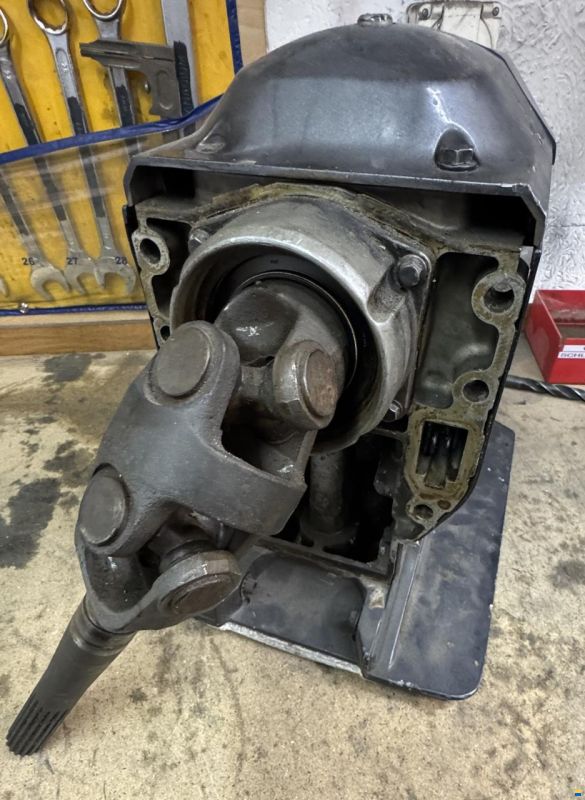 OMC KING COBRA Getriebeoberteil