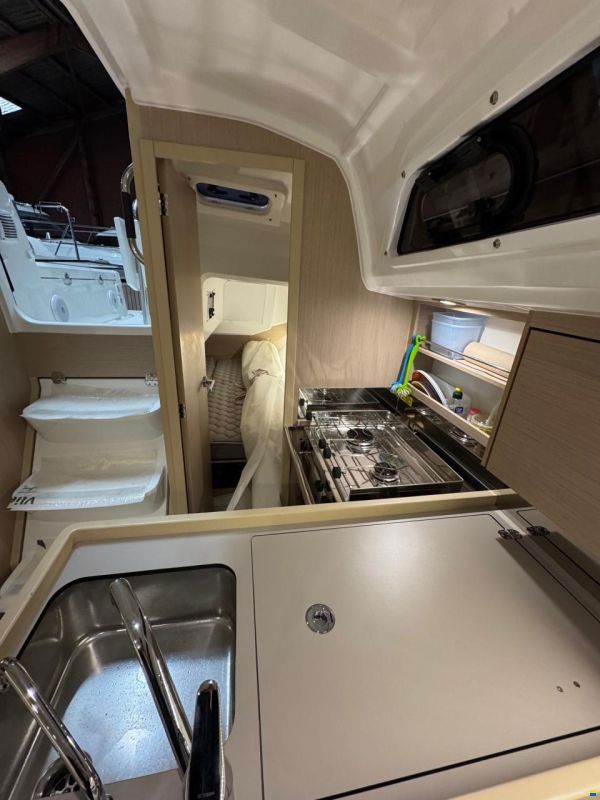 Beneteau Oceanis 30.1