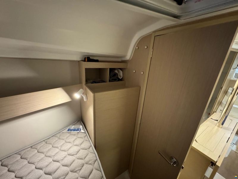 Beneteau Oceanis 30.1