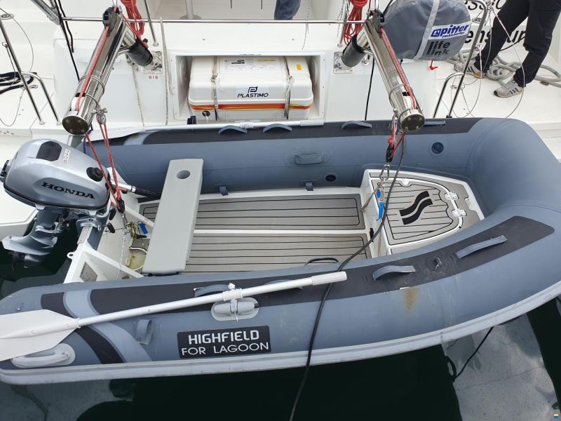 Lagoon 40