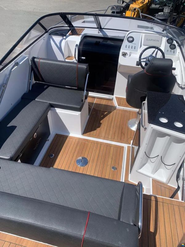 Ocean Master (PL) Admiral Ocean Master 680DC