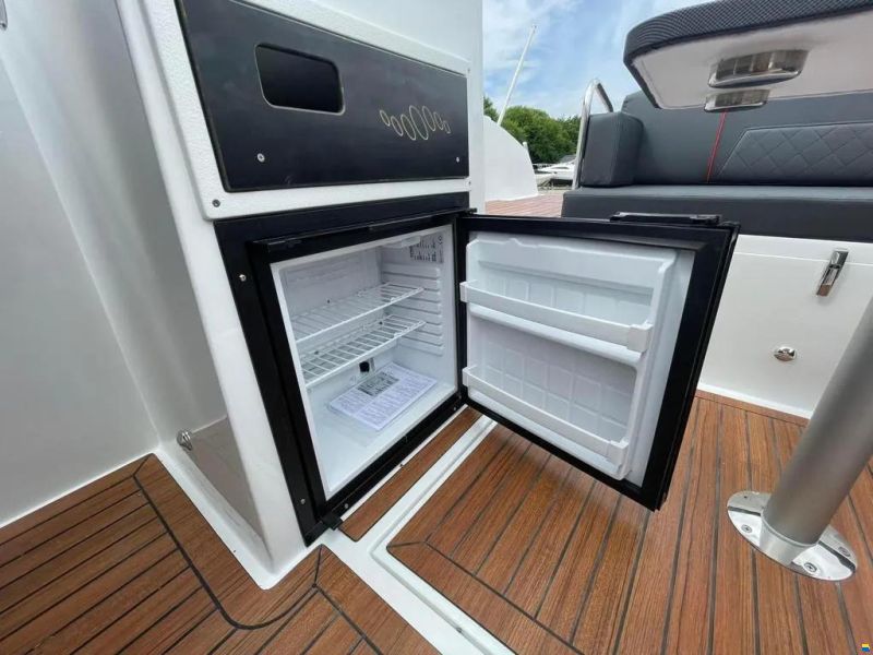 Ocean Master (PL) Admiral Ocean Master 680DC