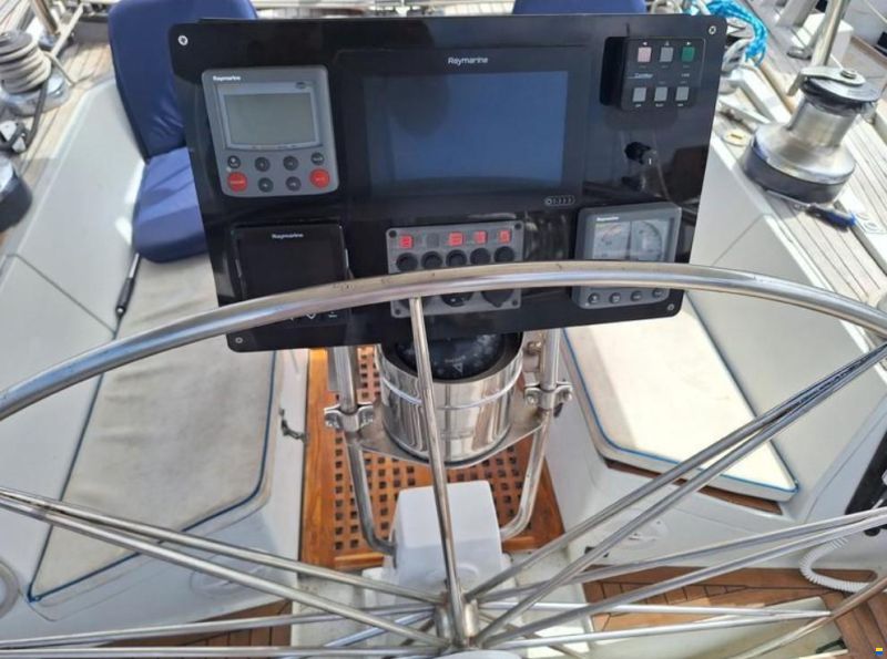 Grand Soleil 52