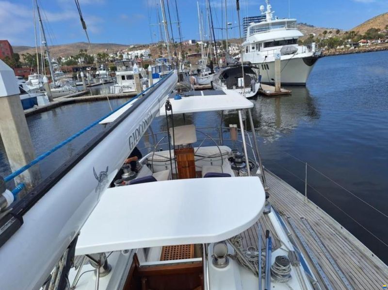 Grand Soleil 52