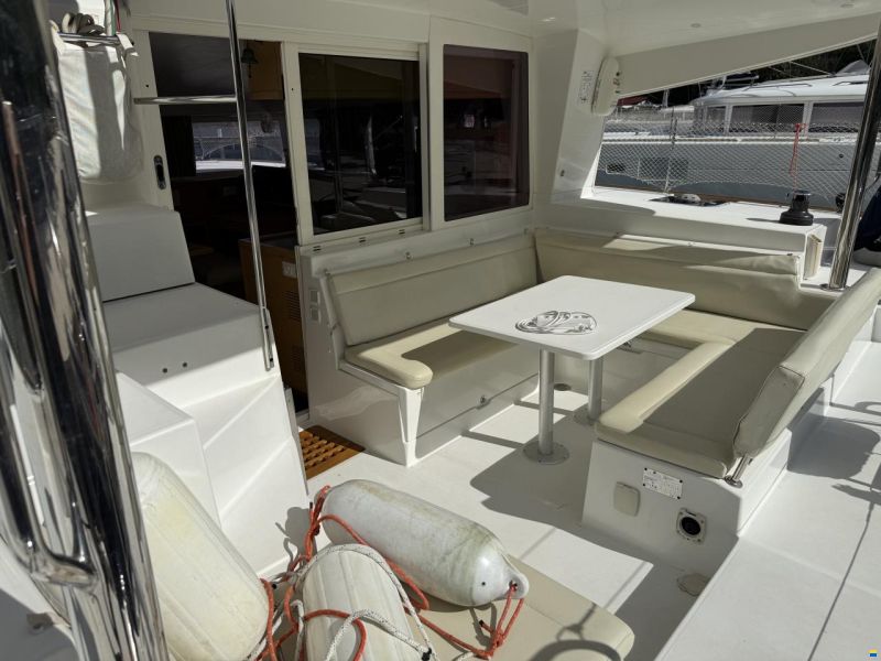 Lagoon 400