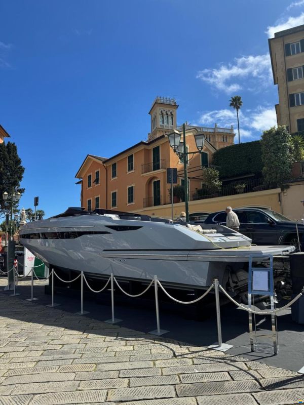 Epica Yacht Epica 33
