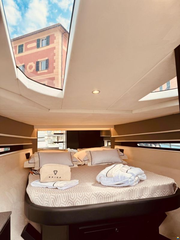 Epica Yacht Epica 33