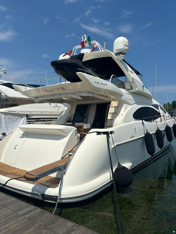 Azimut AZ 68 Fly