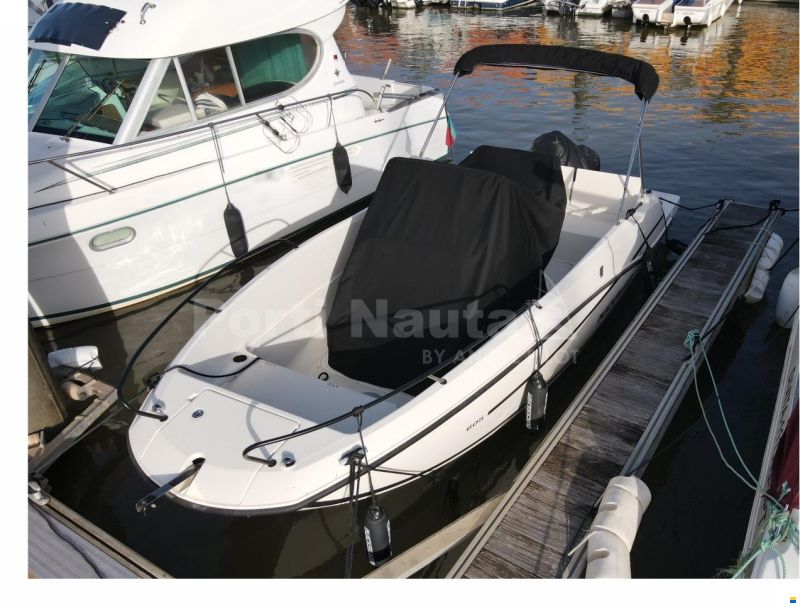Quicksilver Activ 605 Open
