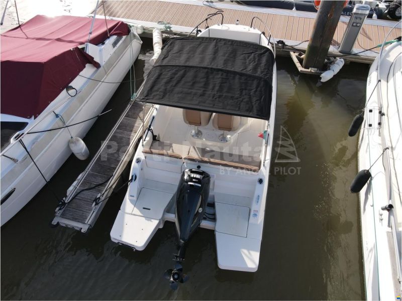 Quicksilver Activ 605 Open