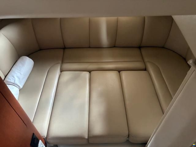 Chaparral 310 Signature