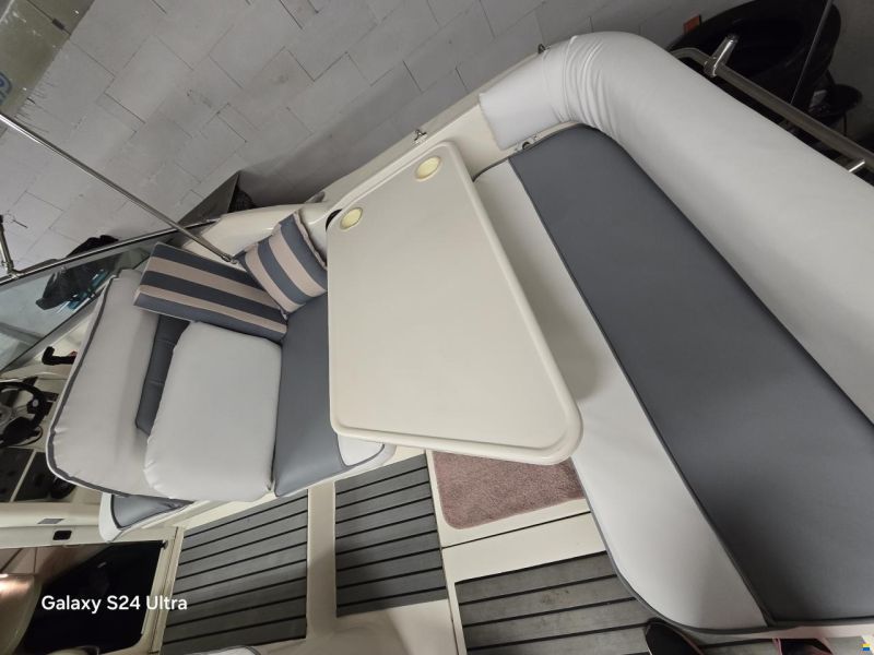 Sea Ray Sundancer 270