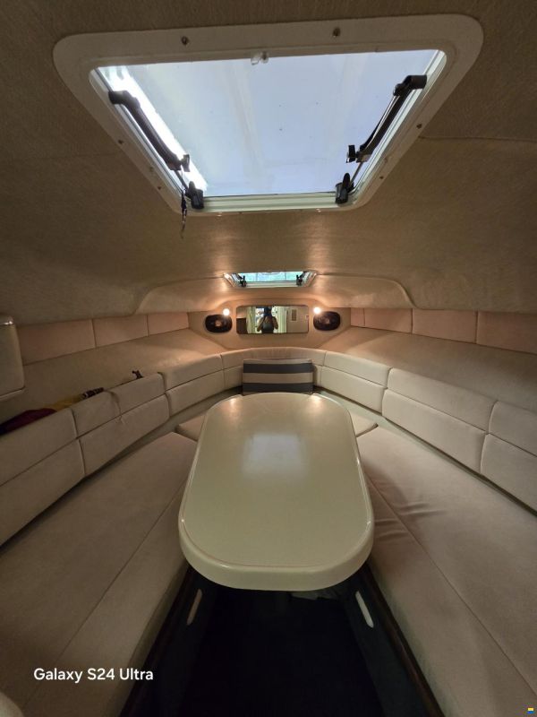 Sea Ray Sundancer 270