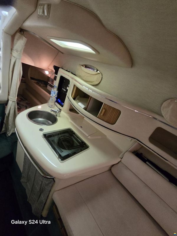 Sea Ray Sundancer 270