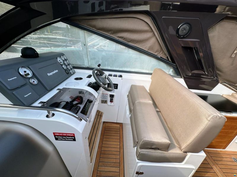 Sealine TOP SC 35 1.HAND, VIEL ZUBEHÖR