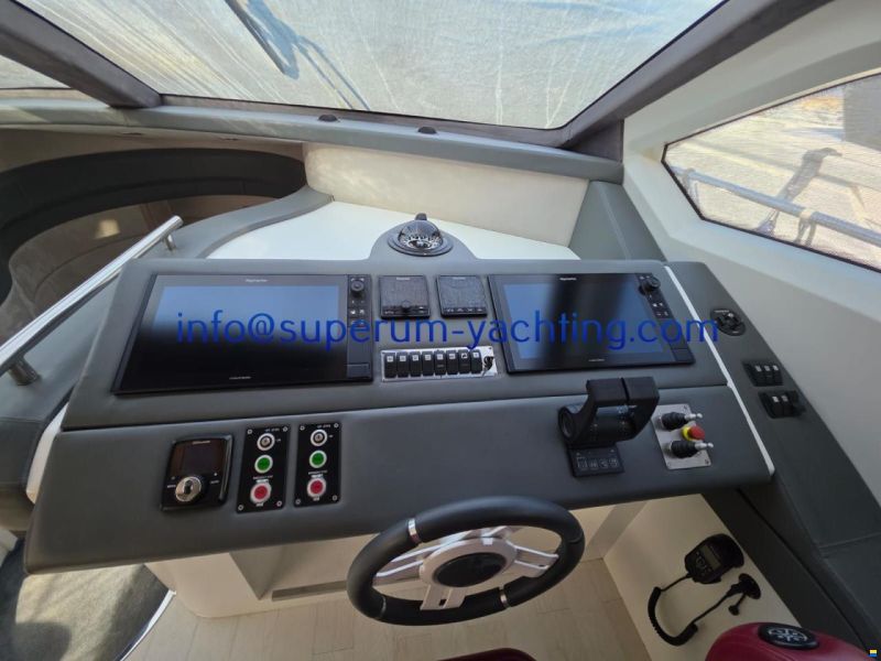 Azimut 75
