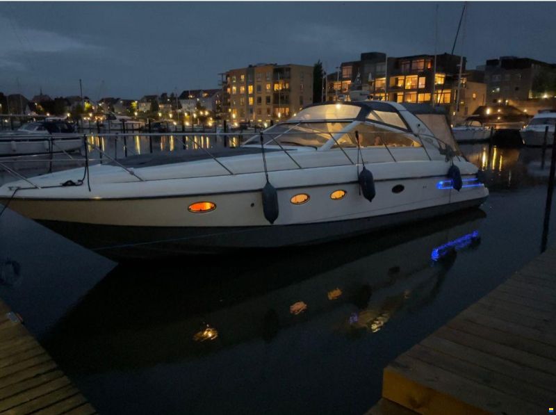 Princess V42