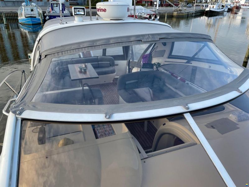 Princess V42