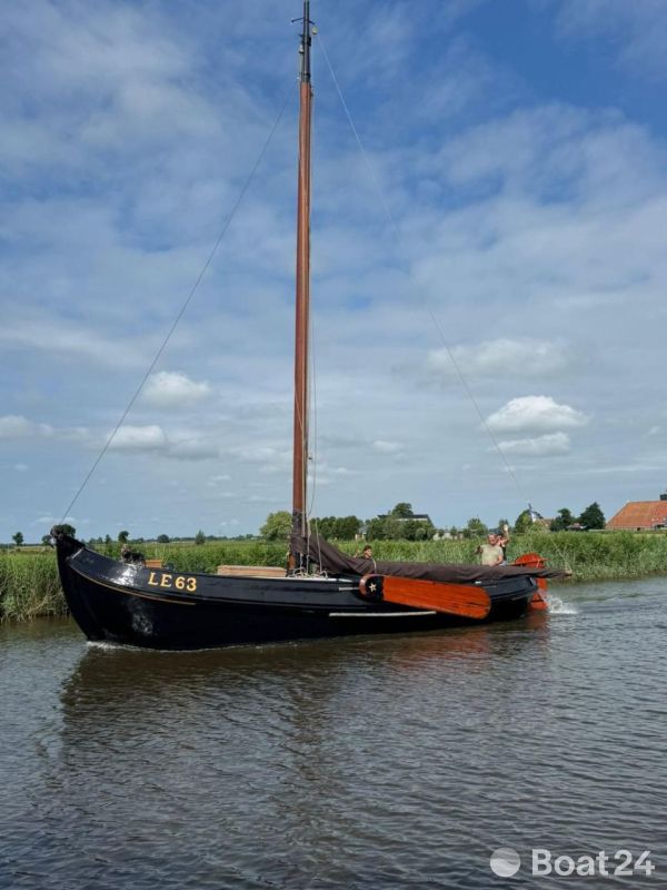 Lemsteraak Visserman - LE 63 Elisabeth 0