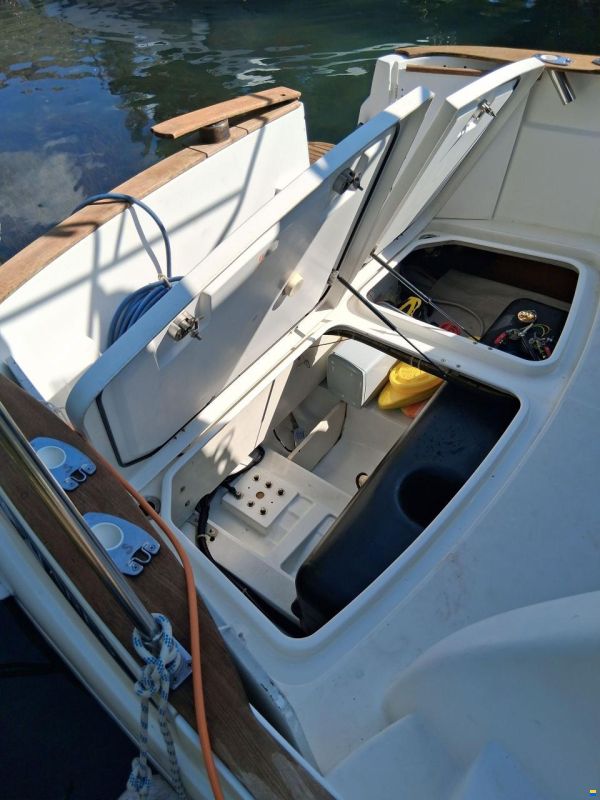 Beneteau Antares 8.8