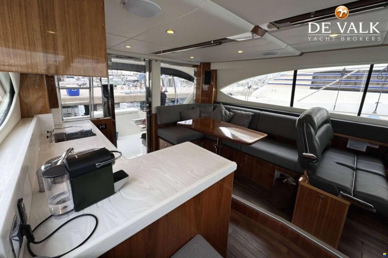 Riviera 39 Open Flybridge