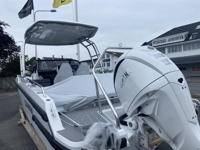Quarken 27 T-Top