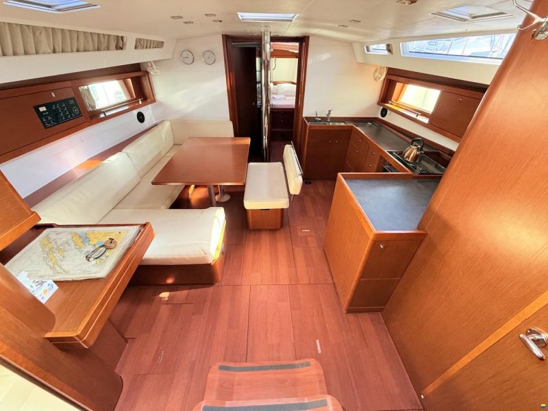 Beneteau Oceanis 48
