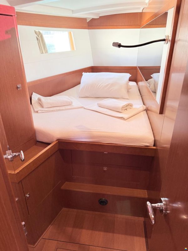 Beneteau Oceanis 48