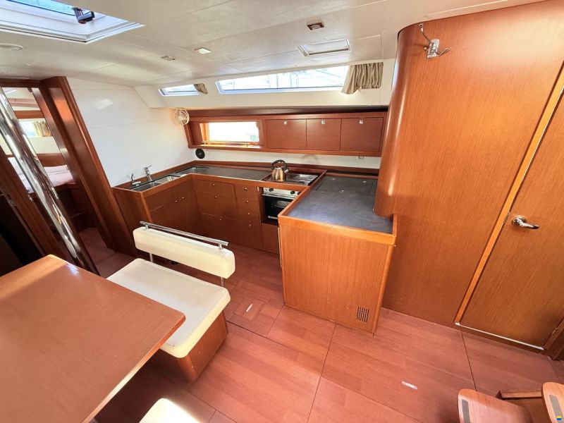 Beneteau Oceanis 48
