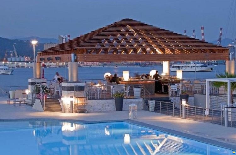 Posto barca 18 M - Porto Mirabello