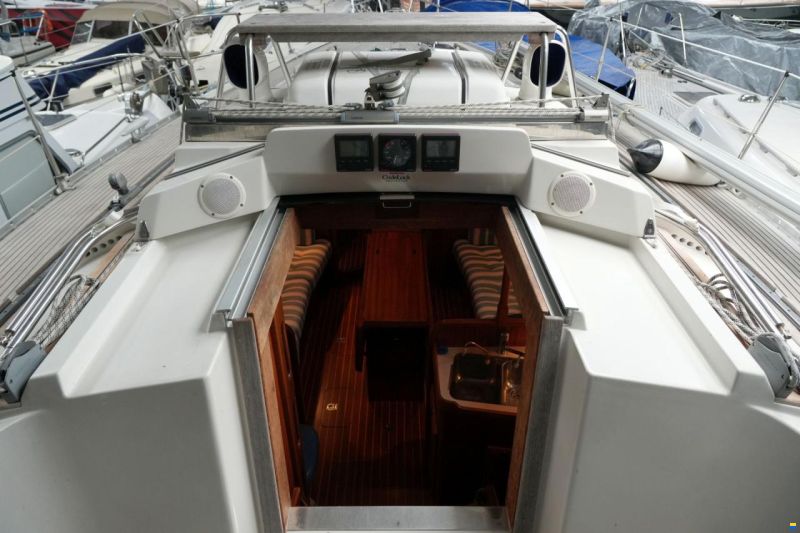 Sweden Yachts 370