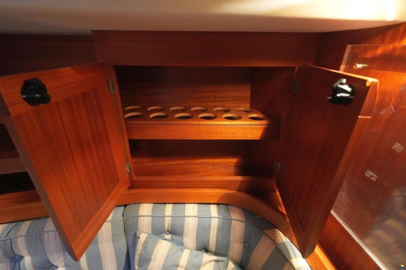 Sweden Yachts 370