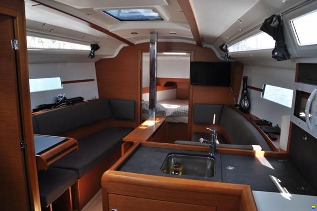 Jeanneau Sun odyssey 349