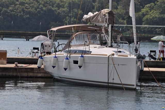 Jeanneau Sun odyssey 349