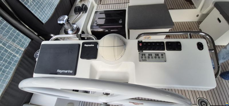 Jeanneau 64 Yacht