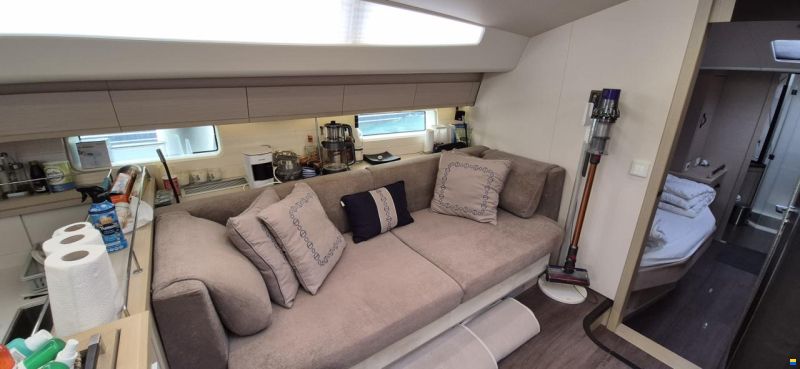 Jeanneau 64 Yacht