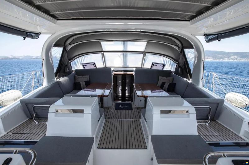 Jeanneau 64 Yacht