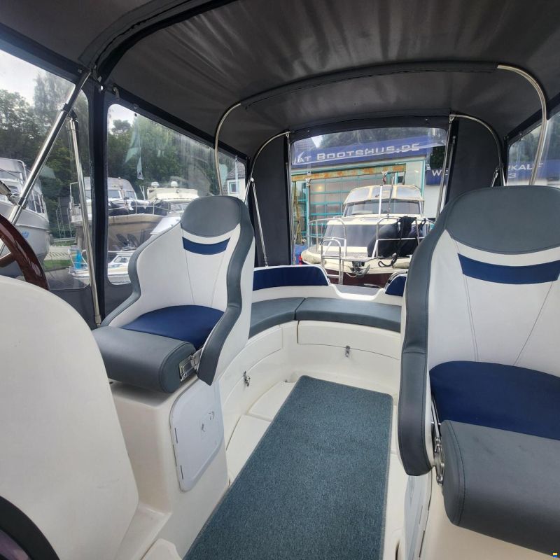 Aqua Royal 780 Cabin