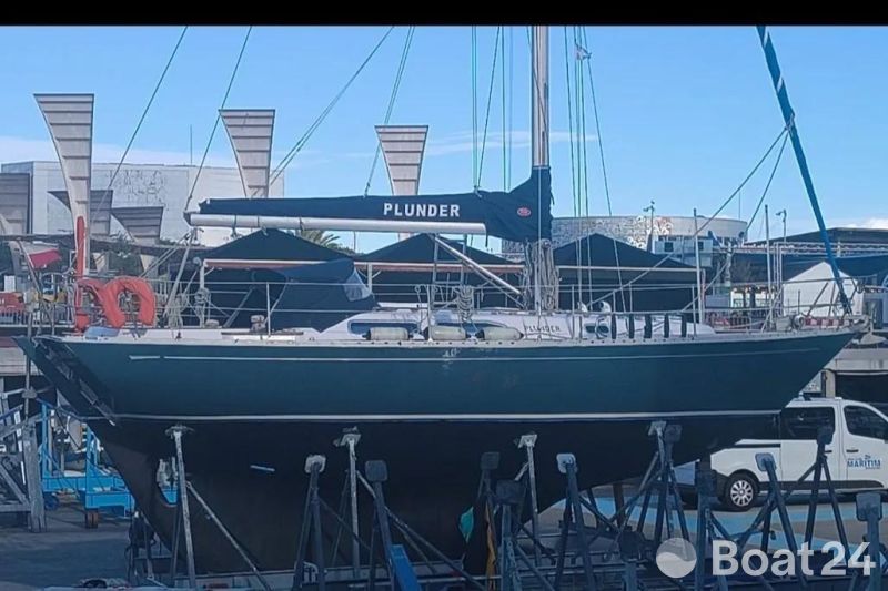 Rustler 36