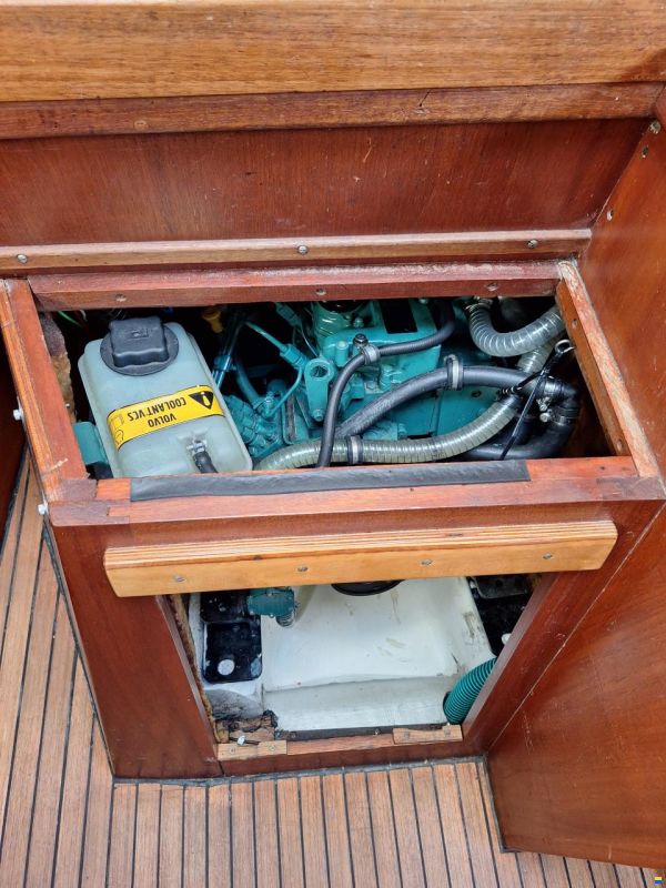 Hallberg-Rassy Monsun 31